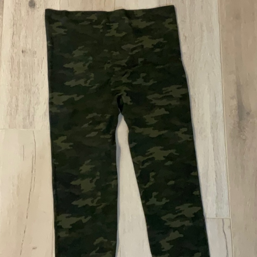 Spanx Look At Me Now camo leggings.